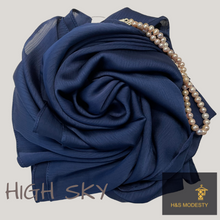 Load image into Gallery viewer, Crinkled Satin Shawls
